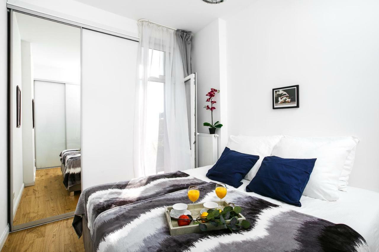 Old Town Cristal Apartment By Otium كراكوفيا المظهر الخارجي الصورة