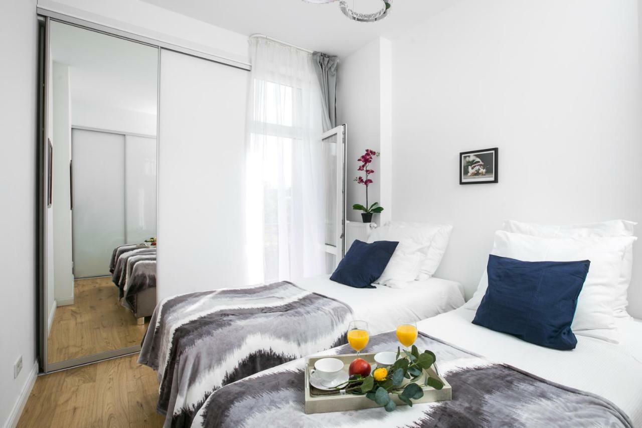 Old Town Cristal Apartment By Otium كراكوفيا المظهر الخارجي الصورة
